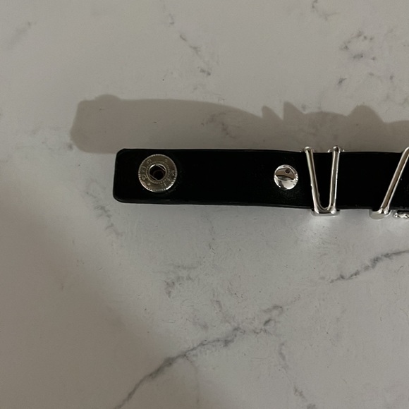 Y2K Super Cute Leather Cuff Bracelet - Picture 6 of 8